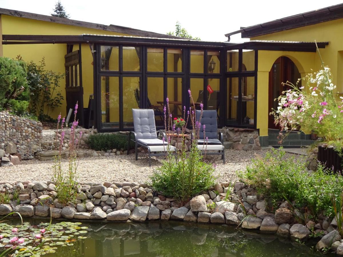 Ferienhaus "Am Gutspark" Alt Tucheband ภายนอก รูปภาพ