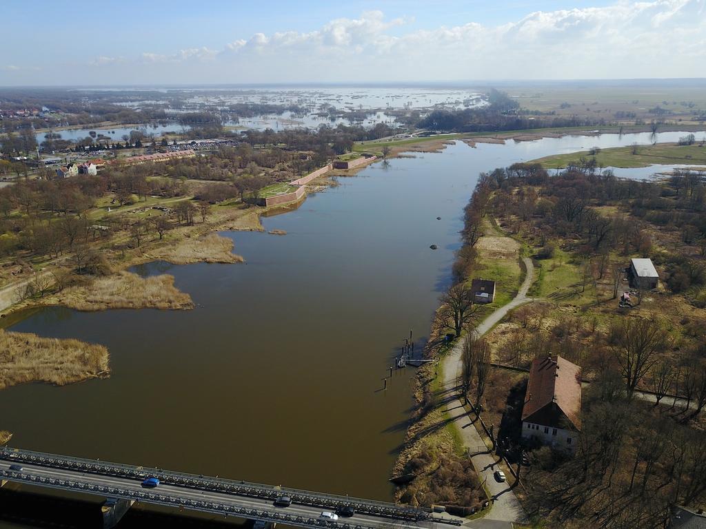 Ferienhaus "Am Gutspark" Alt Tucheband ภายนอก รูปภาพ