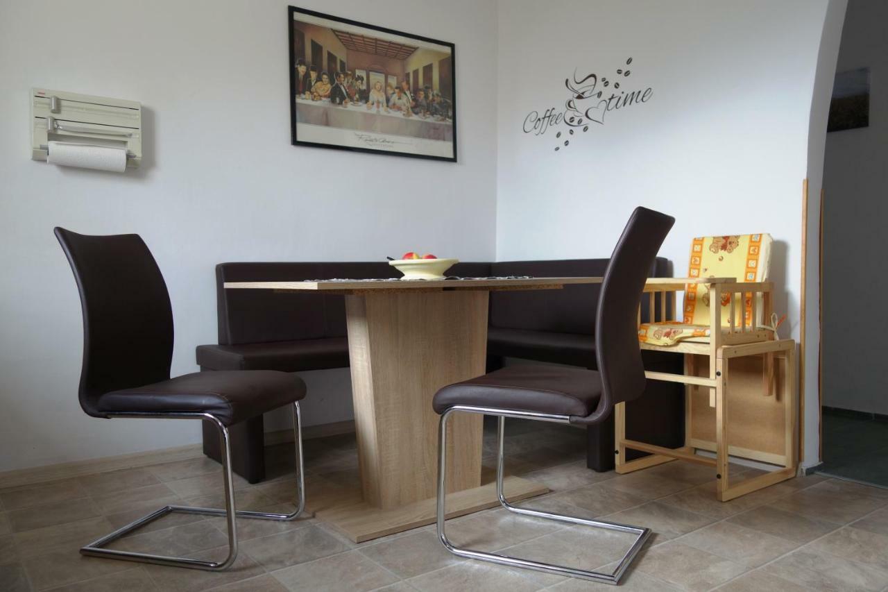 Ferienhaus "Am Gutspark" Alt Tucheband ภายนอก รูปภาพ